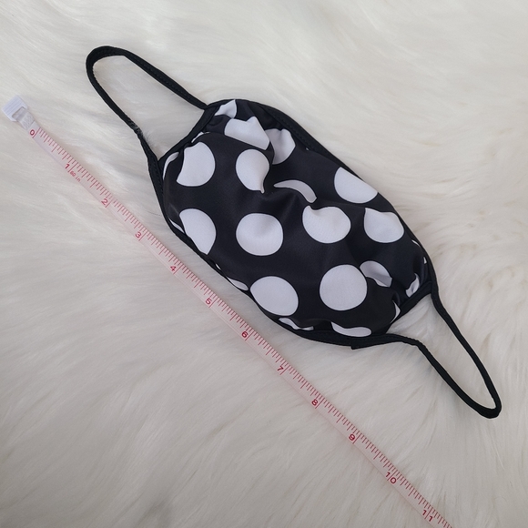 NEW Sephora Black + White Polka Dot Fabric Face Mask Covering - Picture 3 of 7